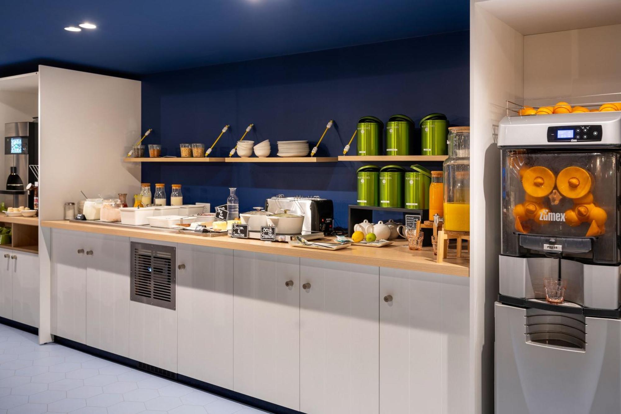 ホテル Ibis Styles モルレー エクステリア 写真