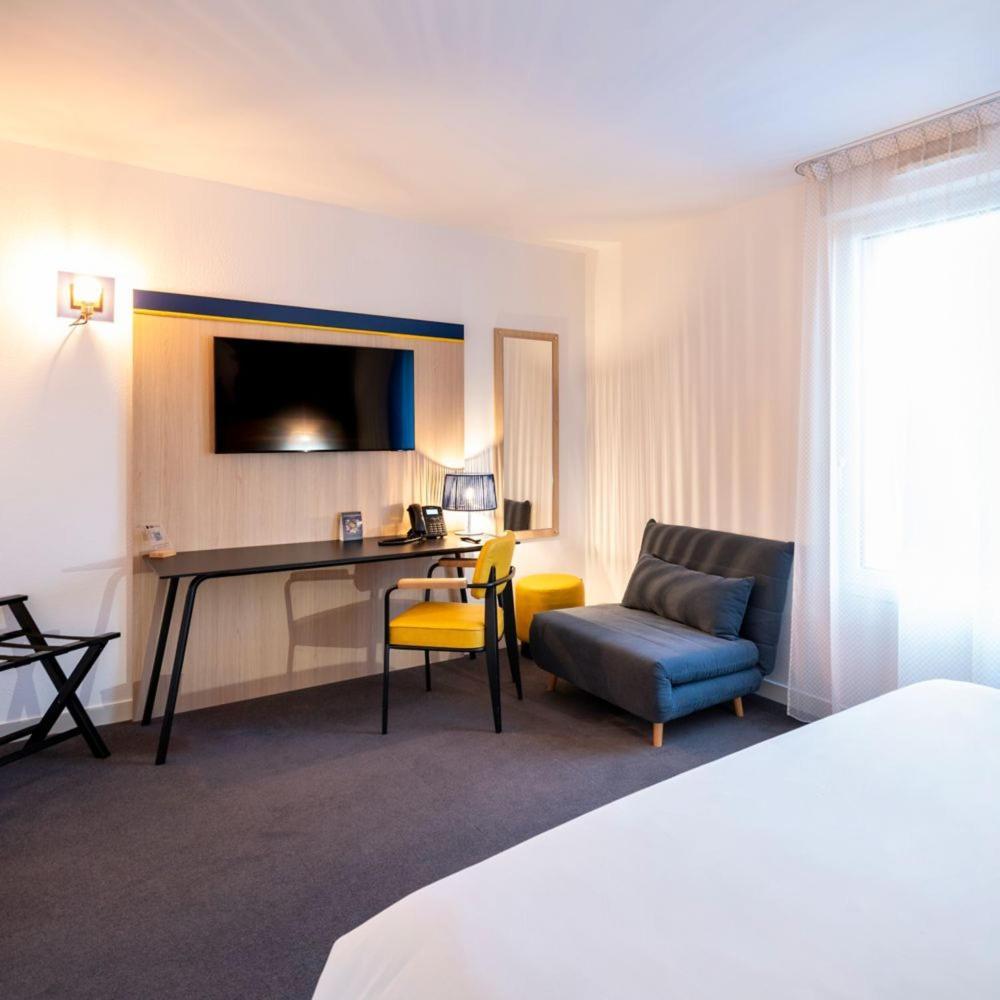 ホテル Ibis Styles モルレー エクステリア 写真