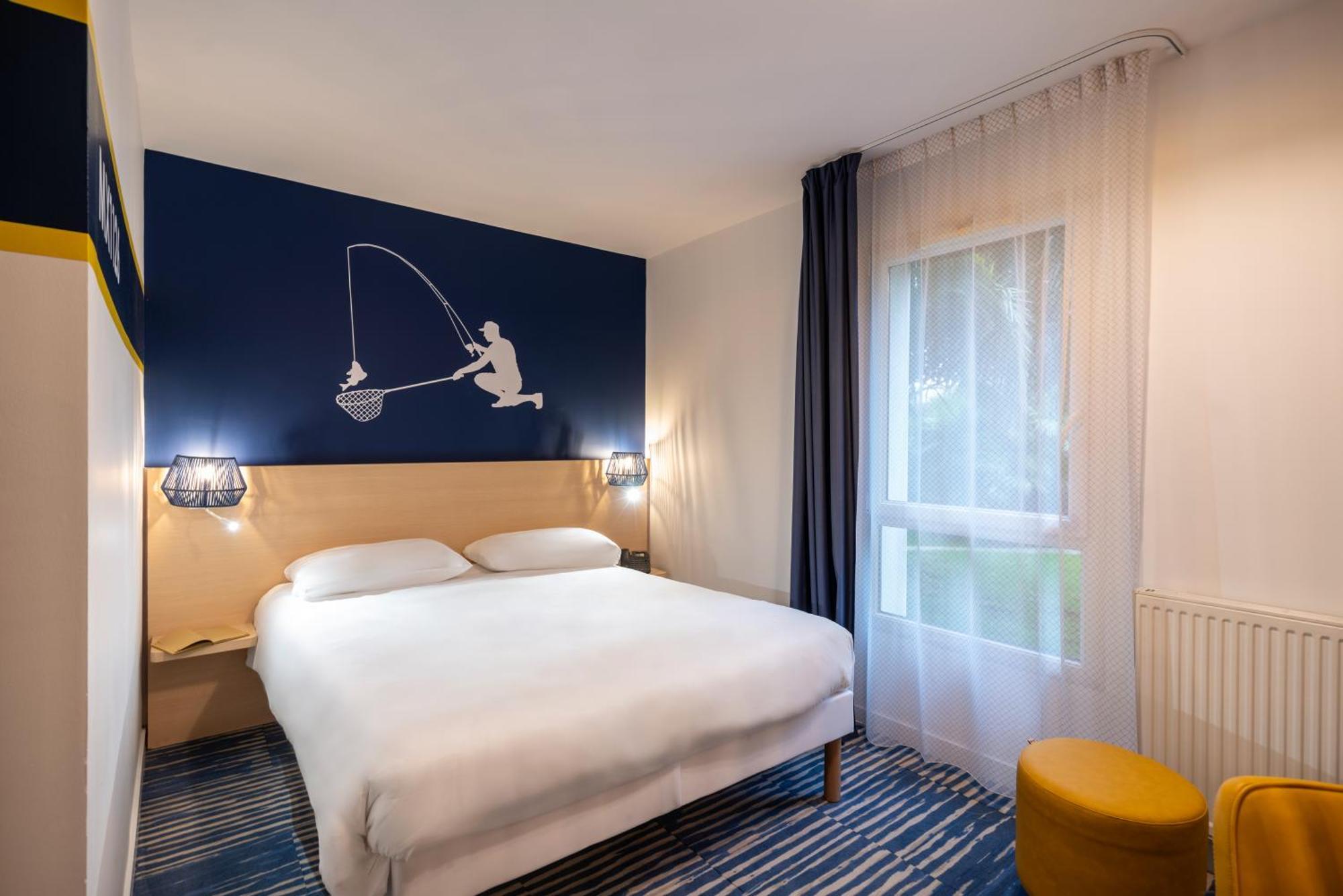 ホテル Ibis Styles モルレー エクステリア 写真