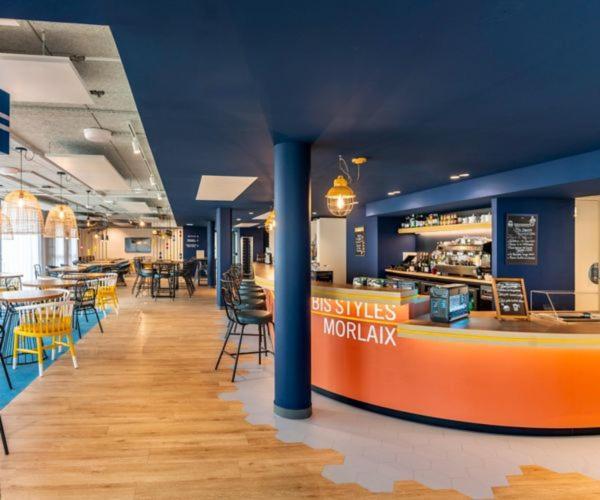 ホテル Ibis Styles モルレー エクステリア 写真