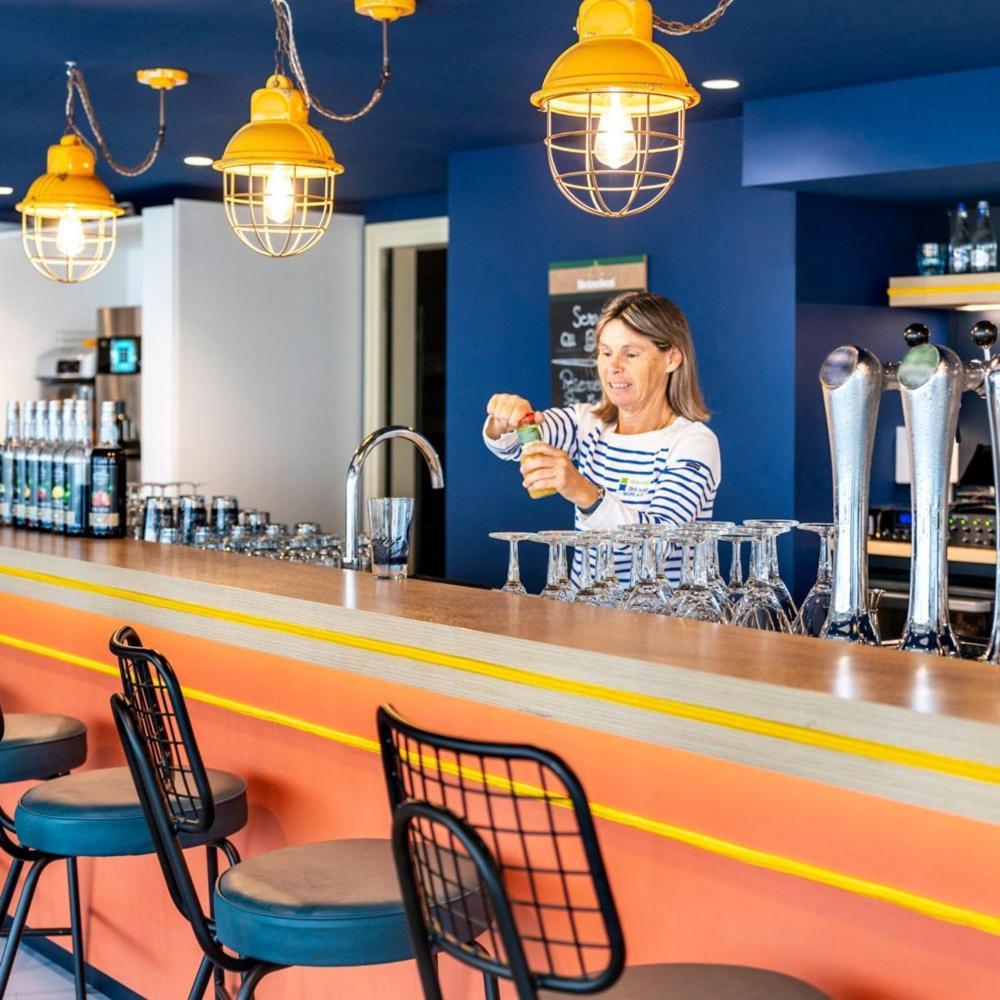 ホテル Ibis Styles モルレー エクステリア 写真