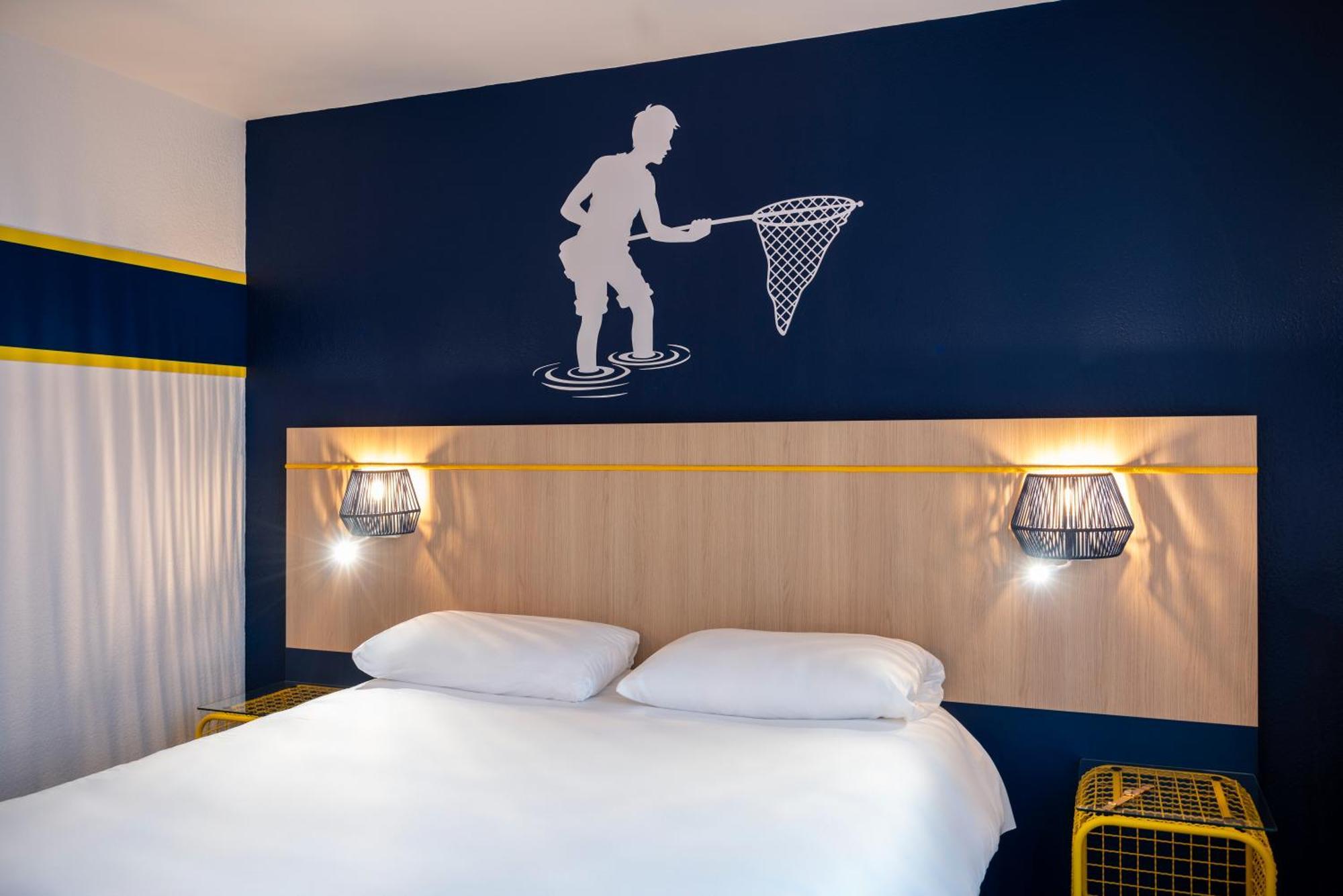 ホテル Ibis Styles モルレー エクステリア 写真