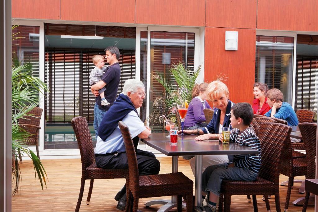 ホテル Ibis Styles モルレー エクステリア 写真